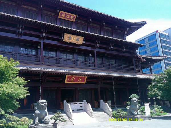 Traditional Chinese temple architecture photographed on the DigiSlide camera